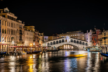Картинка rialto+bridge +venice +italy города венеция+ италия огни ночь