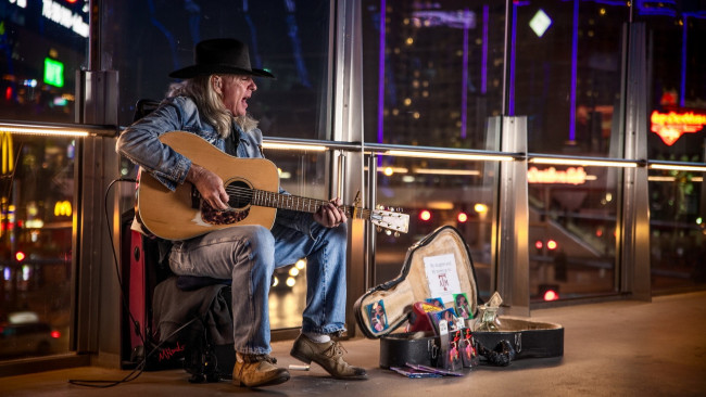 Обои картинки фото музыка, -другое, шляпа, гитара, машина