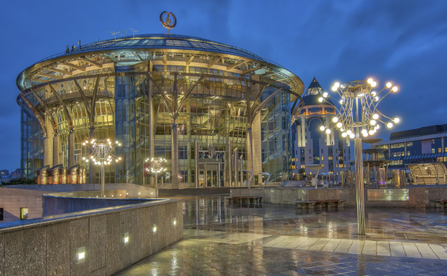 Обои картинки фото moscow international house of music, города, москва , россия, простор