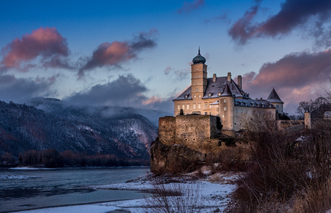 Обои картинки фото schlo&, 223,  sch&, 246, nb&, 252, hel - abendstimmung, города, замки австрии, огни, ночь