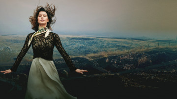 Картинка atiye+ 2019+–+ кино+фильмы -unknown+ другое дар сериал постер берен саат atiye турция фэнтези драма детектив netflix