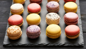 Картинка еда макаруны лакомство печенье ассорти