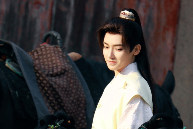 Обои картинки фото кино фильмы, the glory, парень, лошадь, седло