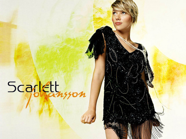 Обои картинки фото Scarlett Johansson, девушки, , актриса, блондинка, улыбка, взгляд, ожерелье