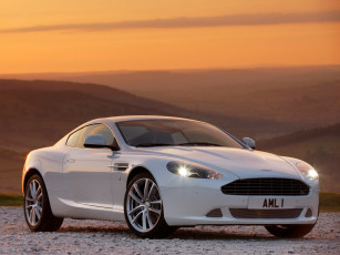 Картинка автомобили aston martin