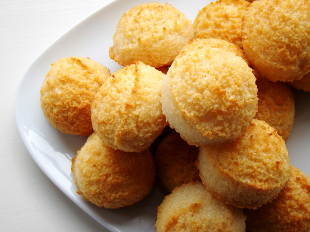 Обои картинки фото еда, пирожные, кексы, печенье, шарики