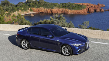 обоя alfa romeo giulia quadrifoglio 2017, автомобили, alfa romeo, 2017, alfa, romeo, quadrifoglio, giulia