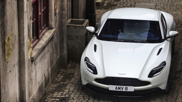 обоя aston martin db11-v8 2018, автомобили, aston martin, aston, martin, db11-v8, 2018