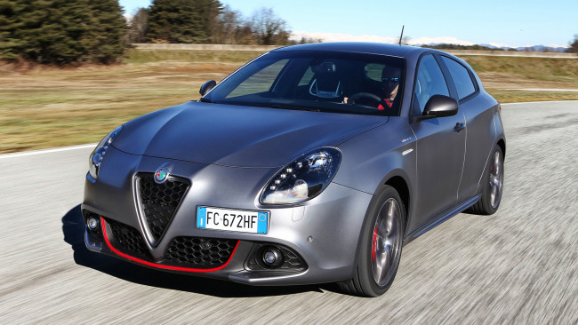Обои картинки фото alfa romeo giulietta 2017, автомобили, alfa romeo, 2017, giulietta, alfa, romeo