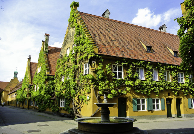 Обои картинки фото германия, города, - здания,  дома, растения, улица, фонтан