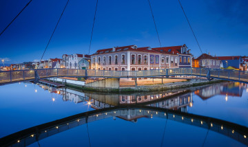 Картинка города -+панорамы авейру португалия aveiro blue hour