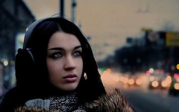 Картинка музыка -другое улица взгляд девушка наушники лицо