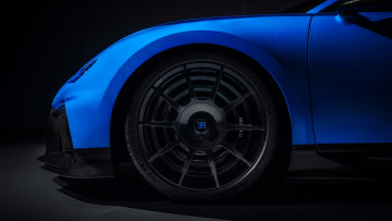 Картинка bugatti+chiron+pur+sport+2020 автомобили bugatti chiron pur sport 2020 французкий крутой гиперкар с очень большим сердцем