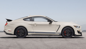 Картинка ford+mustang+2020 автомобили ford mustang gt shelby gt500 легендарный американский исполин породистый конь