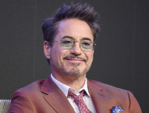 Картинка мужчины robert+downey+jr robert downey jr