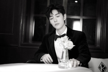 Картинка мужчины xiao+zhan актер костюм стол ресторан