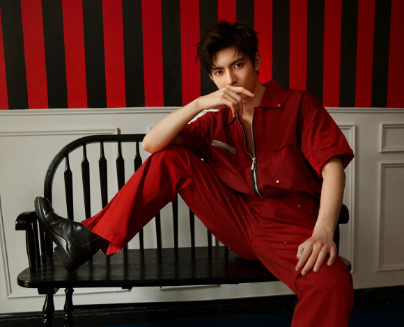 Обои картинки фото 16, 05, 2022, мужчины, wang hao xuan, ван, хаосюань, wang, hao, xuan