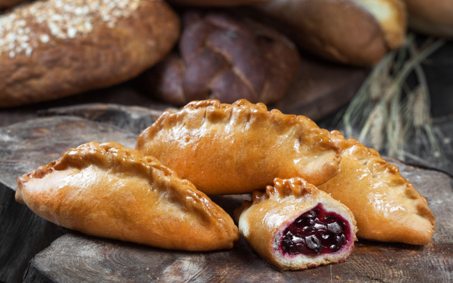 Обои картинки фото еда, хлеб,  выпечка, сдоба, выпечка, пирожки