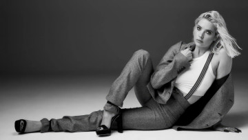 Картинка ashley+benson+2023 девушки ashley+benson эшли бенсон актриса черно белое костюм