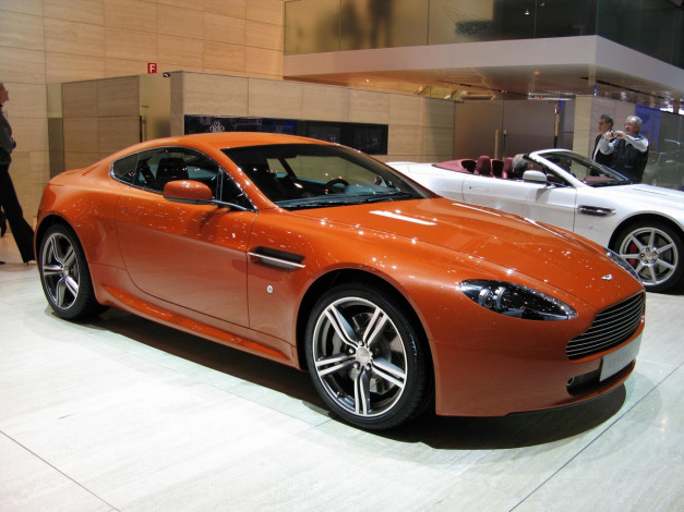 Обои картинки фото автомобили, aston, martin