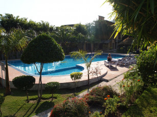 Картинка интерьер бассейны открытые площадки бассейн