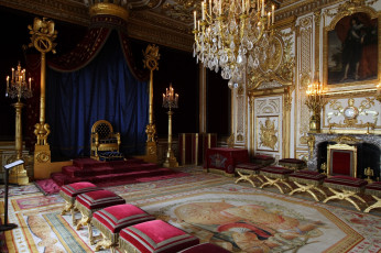 Картинка тронный зал замка фонтенбло франция интерьер дворцы музеи картина позолота ковер трон стулья люстра