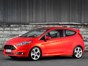 обоя автомобили, ford, au-spec, fiesta, st, 3-door, красный, 2013г