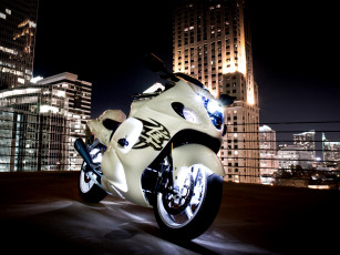 Картинка мотоциклы suzuki hayabusa