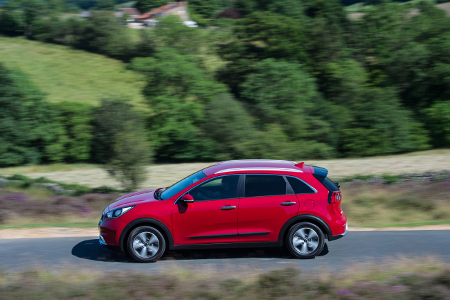 Обои картинки фото автомобили, kia, niro, 2016г, uk-spec