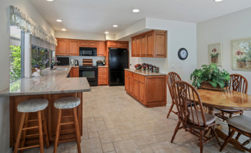 Картинка интерьер кухня стиль цветы люстры