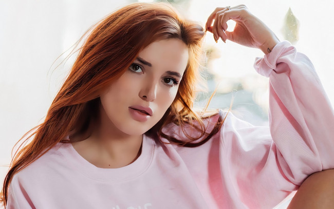 Обои картинки фото девушки, bella thorne, портрет