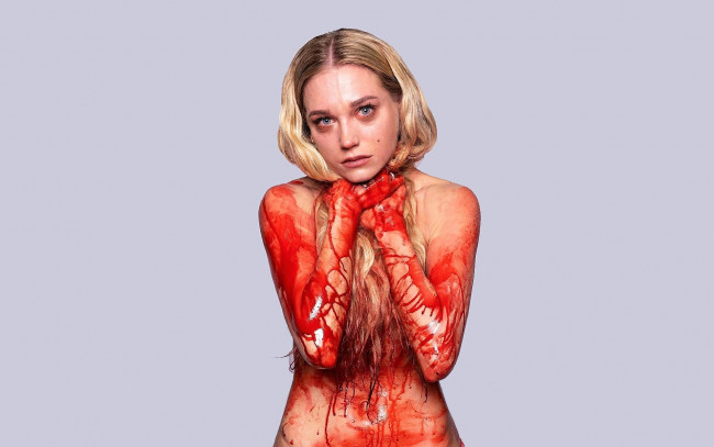 Обои картинки фото девушки, кристина асмус, актриса, блондинка, кровь