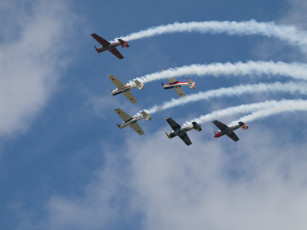 Картинка авиашоу тукумсе латвия авиация другое