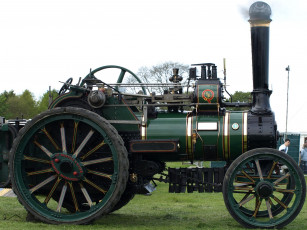 Картинка техника тракторы