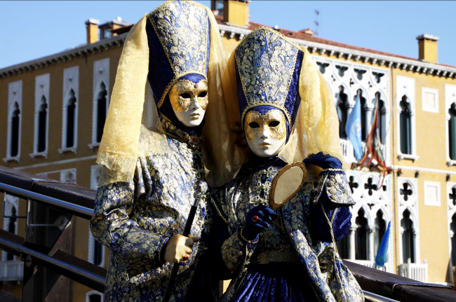 Обои картинки фото разное, маски, карнавальные, костюмы, карнавал, венеция