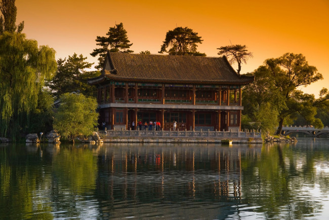 Обои картинки фото города, здания, дома, озеро, дом