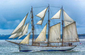 Картинка корабли парусники мачты паруса