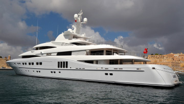 Картинка корабли Яхты облака здания водоем