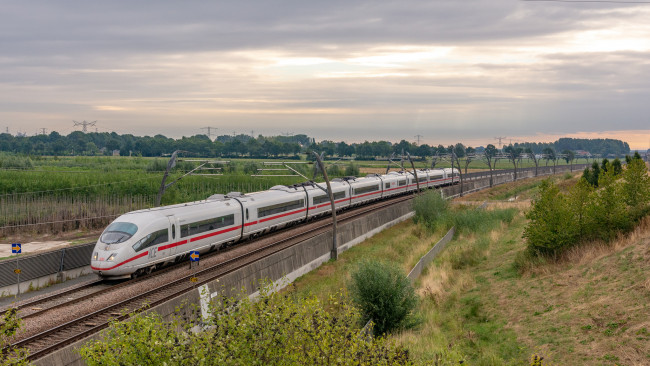 Обои картинки фото техника, электровозы, состав, локомотив