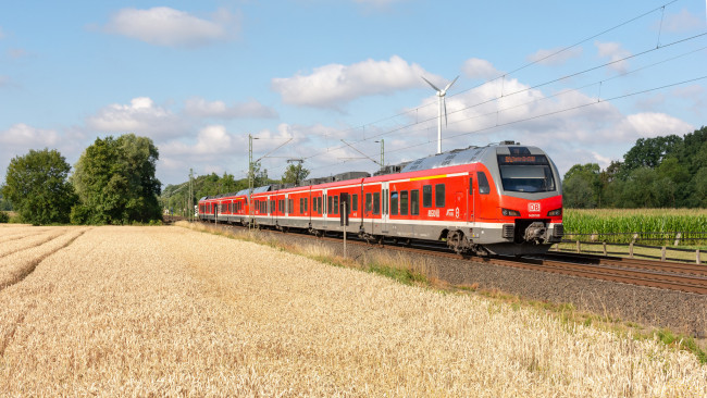 Обои картинки фото техника, электровозы, состав, локомотив