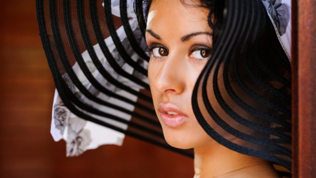 Обои картинки фото анастасия платонова, девушки, pammie lee ,  winonа,  paula t,  anastasia spitz,  стася шпиц,  stasya bloom, анастасия, платонова, pammie, lee, winonа, paula, t, anastasia, spitz, стася, шпиц, stasya, bloom, девушка, модель, брюнетка, красотка, стройная, сексуальная, поза, взгляд, флирт, макияж, причёска