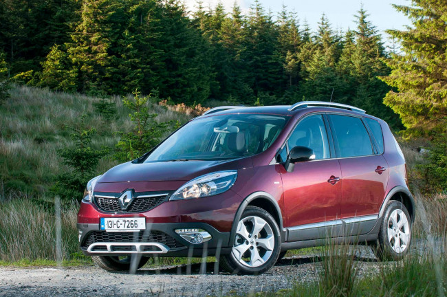 Обои картинки фото автомобили, renault