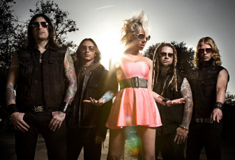 Картинка in this moment музыка metal band