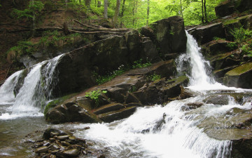 Картинка природа водопады поток камни