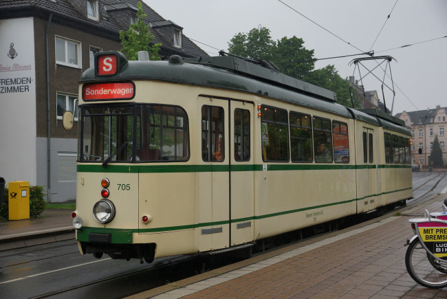 Обои картинки фото техника, трамваи, рельсы, трамвай, город