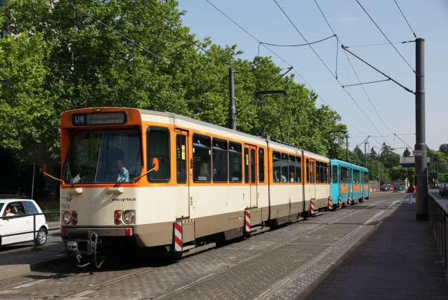 Обои картинки фото техника, трамваи, рельсы, трамвай, город