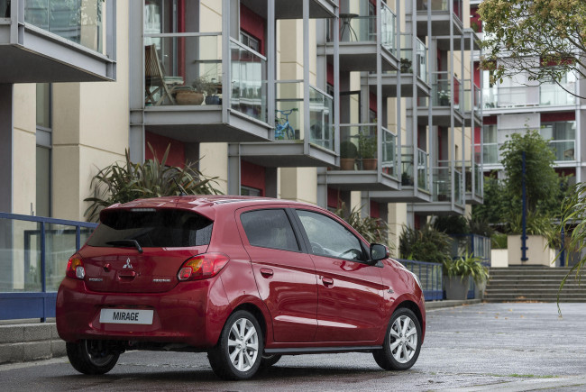 Обои картинки фото автомобили, mitsubishi, 2013г, uk-spec, mirage