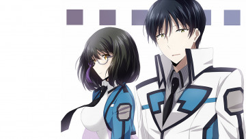 Картинка аниме mahouka+koukou+no+rettousei фон взгляд девушка парень