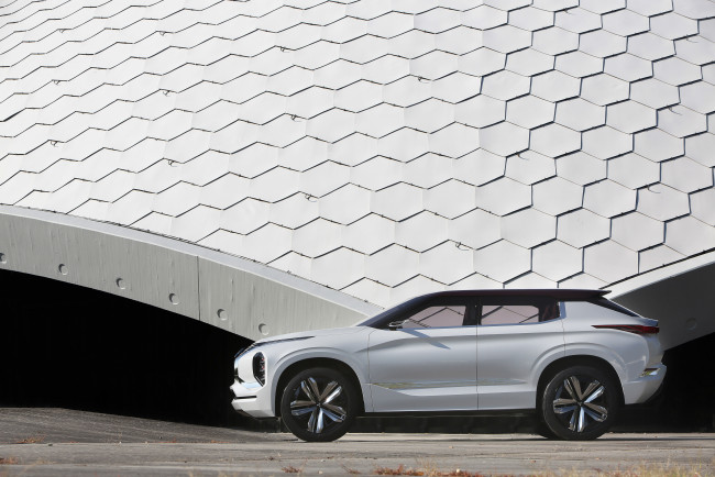 Обои картинки фото автомобили, mitsubishi, concept, 2016г, gt-phev