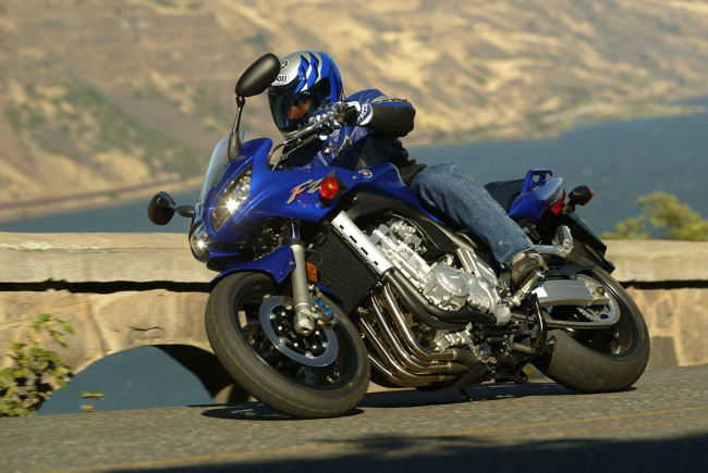 Обои картинки фото мотоциклы, yamaha